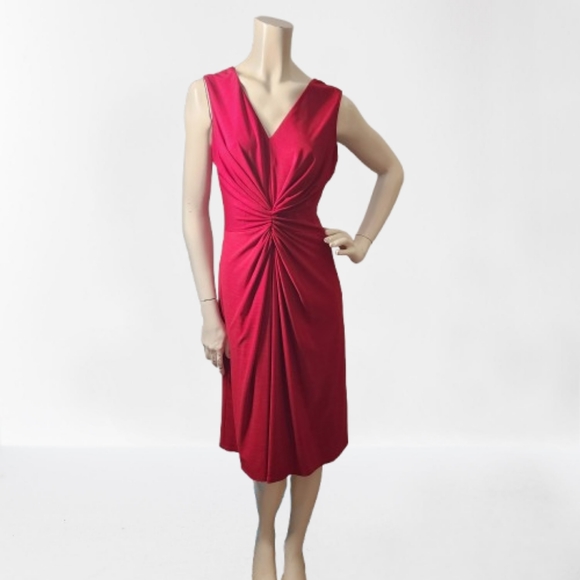 David Meister Dresses & Skirts - David Meister Dress Women's 6 Red Sleeveless V-Neck Twist Front